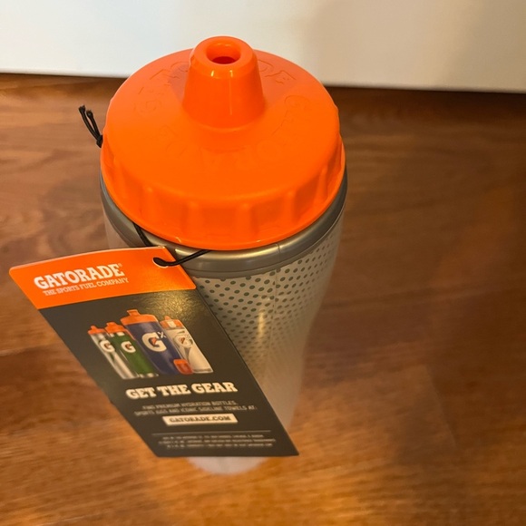 Gatorade Double Wall Insulated Squeeze Bottle, NWT - Picture 6 of 6